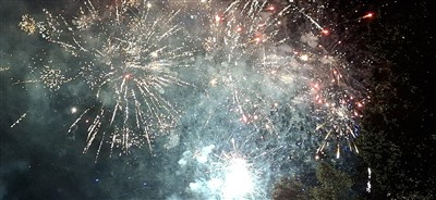 Vuurwerk bij EHBO Capelle