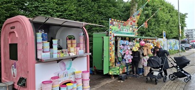 Hemelse Markt op het Amnestyplein in Capelle aan den IJssel