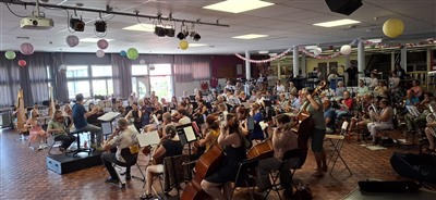 Play-In bij Symfonieorkest Musical Souvenir brengt 82 muzikanten samen in Capelle aan den IJssel