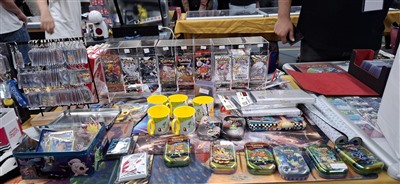 Drukbezochte Pokémon en Trading Card Games beurs in Sporthal Schenkel