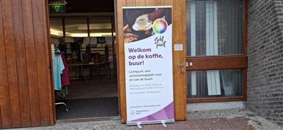 Lichtpunt biedt eenzame buurtbewoners warme ontmoetingsplek, en draagt daarnaast bij aan de organisatie van de lichtjestocht in Capelle aan den IJssel.