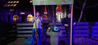 Kinderboerderij Klaverweide in sfeervolle kerstsfeer tijdens  Kinderboerderij by Night