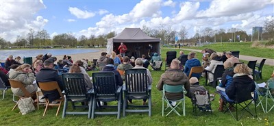 Openlucht Paasviering aan de Surfplas te Krimpen aan den Lek