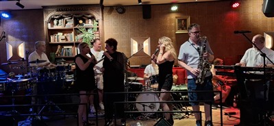 Muzikaal jubileumweekend in Den Boekenkast en De Bank afgetrapt door Shaky Ground