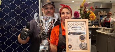 De Visjuwelier in de Koperwiek bekroond met oorkonde en beker voor de Beste Haring van Nederland 2026