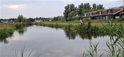 Boerenprotest ook weer zichtbaar in  Zuidplas, omgekeerde Nederlandse vlag langs ’s-Gravenweg