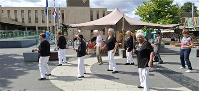 Tjakadidi Linedance Group houdt Open Inloop! 