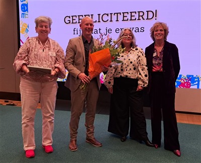 Zilveren Prokkel 2025 toegekend aan KrimpenWijzer, Eetcafé de Crimpenaar en Pameijer. Zilveren Prokkel 2025 toegekend aan KrimpenWijzer, Eetcafé de Crimpenaar en Pameijer.