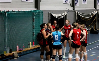 Dames Villa Dorrestein ZVH geeft winst uit handen