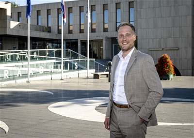 LARS VAN DER LINDEN NIEUWE GRIFFIER  KRIMPEN AAN DEN IJSSEL 