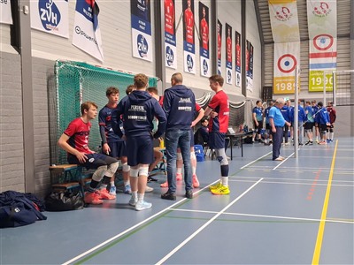 Zevenhuizen 2 heren kunnen geen vuist maken tegen VOLEVO