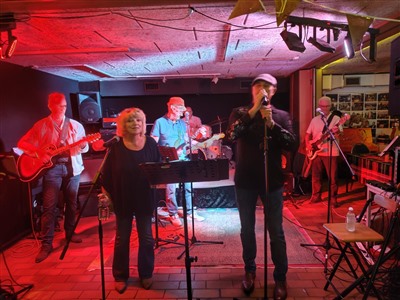 The Rotations brachten de sixties tot leven in de Blueskelder van Buurthuis ’t Klavier