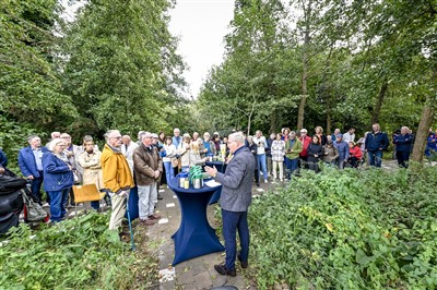 Liefst 67 liefdestegels erbij op het Liefdeslaantje