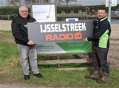 Piet van Dam Bord plaatsen bij polsstokverspringen