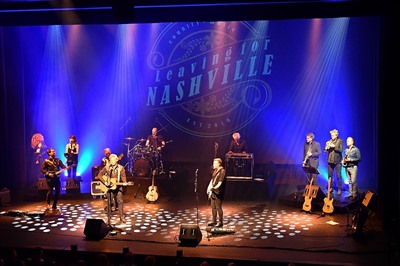 Op zaterdag 7 november komt Legends of Classic Country Music naar Theater Concordia in Haastrecht.