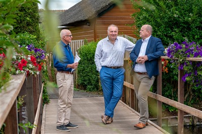 Recreatieparken De Poldertuin en ’t Vissertje bespreken toekomst ideeën met  wethouder Frans Klovert 