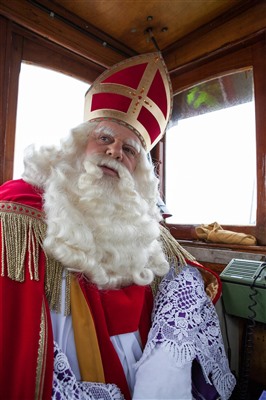Sinterklaas heeft een drukke middag in Nieuwerkerk aan den IJssel