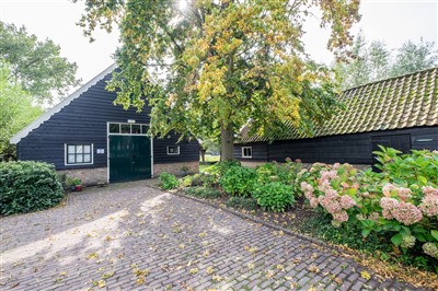 Verdiep je in de politiegeschiedenis met Tony Mouw Verdiep je in de politiegeschiedenis met Tony Mouw