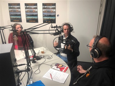  Te Gast  Dave Krabbendam & Yvette Stam   Toneelvereniging Capelle