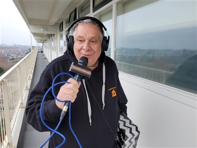 Jan op locatie voor IJsselstreekradio